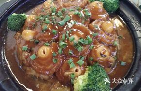 Lotus Seed Braised Pork Stew