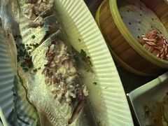 -七的湖·晚芳亭·阳澄湖农家菜·大闸蟹(莲花岛店)