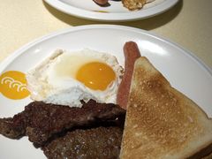 牛扒加煎蛋下午茶套餐-龙记烧腊茶餐厅(常德路店)