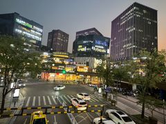 -極屋鮨牛 · 烧肉酒场(时代C馆店)