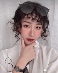 -侨治发型