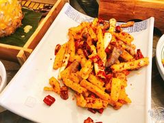 -云海肴·汽锅鸡·云南菜(天山百盛优客店)