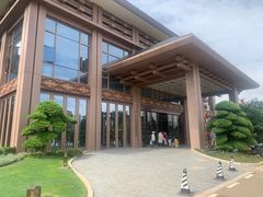 -七彩云南古滇温泉山庄