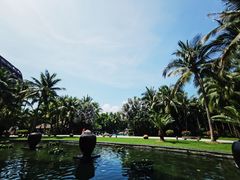 -三亚湾海居铂尔曼度假酒店