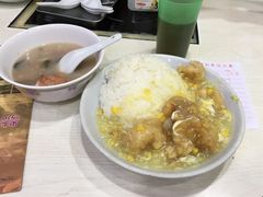 猪脚汤-坤记煲仔小菜(西环店)