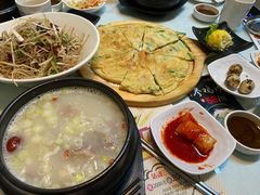 -益百岁牛尾汤(香山路店)