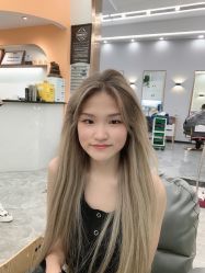 -V8潮牌·接发烫染连锁