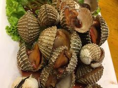 -J Daeng Seafood