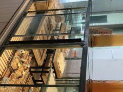 -顶东面包花园·生日蛋糕(世博店)