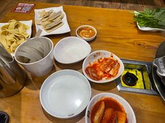 -喇喇排骨火锅·传统韩式脊骨汤(望京西园总店)