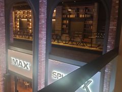 -CGV影城(滨江天街IMAX店)