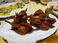 招牌烤乳鸽-石岐佬中山菜馆(张溪店)