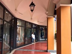 -佛罗伦萨小镇广佛名品奥特莱斯(疏港路店)