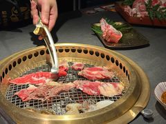 -铭牛烧肉·和牛海鲜自助(高新月牙湖店)