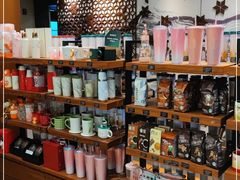 零售区-星巴克臻选(成都宽窄巷子店)