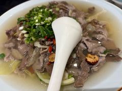 -犇逸·乐山跷脚牛肉·四川现炒(览海店)
