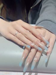 -甲·铺轻奢美甲美睫