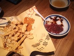 红豆稀饭-泥糊破店小酒馆·团建聚餐(南京西路店)