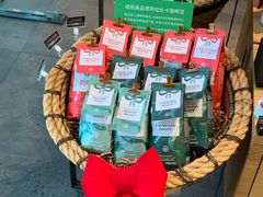 -星巴克臻选(深圳嘉里建设广场店)