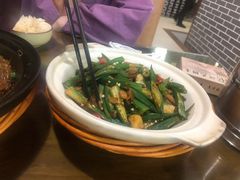 -何氏排骨(左家塘店)