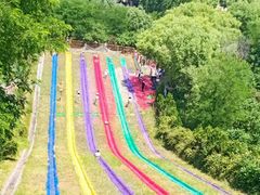 -雪山彩虹谷景区