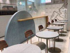 用餐区-喜茶(广州中山六路店)