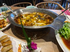 招牌水煮鱼-川旺角川粤融合菜•海景餐厅(星海广场店)
