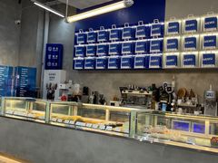 自助取餐区-禾沐·轻食·面包·咖啡