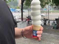 五球甜筒-Dariy Queen