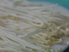 金针菇-清真·玛丽亚新疆菜主题餐厅(浙江中路店)
