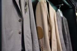 -亨生西服(陕西北路店)