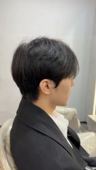 -一家只做男发烫染的店