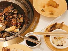 -锅当当铁锅炖烀饼王(长泰广场店)