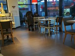 大堂-必胜客(武汉欢乐谷店)
