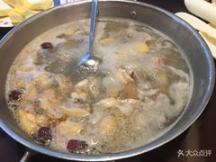 -一席地·本地鸡窝·杭帮鸡火锅(萧山银隆百货店)