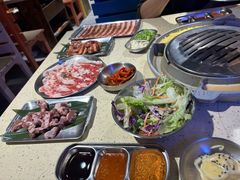 -安小胖韩国烤肉(财富广场画苑小区店)