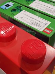 -乐高品牌旗舰店(人民广场店)