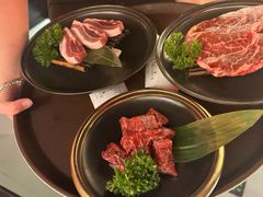 尝鲜三拼-無二炙坊·和牛烧肉(大钟寺1733店)