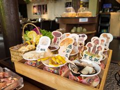 -菌自由丨野生菌火锅特色庭院餐厅(丽江古城店)