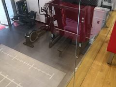 -思迈威健身(积玉桥万达店)