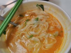 -缅华南国小食店