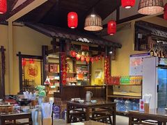 -富正毅三下锅·湘西韵味(天门山索道店)