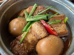 -Cuc Gach Quan Restaurant