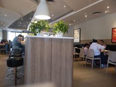 大堂-肯德基(亦庄上海沙龙店)