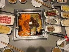 -海底捞火锅(曹安公路店)