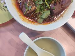 -诗爷牛尾汤(大坪英利店)