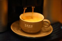 -构想时尚发型会所