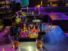 -MEGA PARTY CLUB