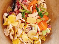 -云南野生菌石锅鱼石锅鸡(大金塔店)