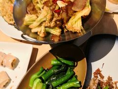 干锅腊肉花菜-避风塘(百联东郊店)